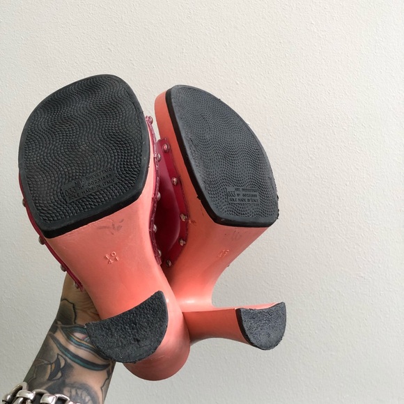 Pink Y2K heeled Barbie shoes of your dreams - Picture 4 of 5